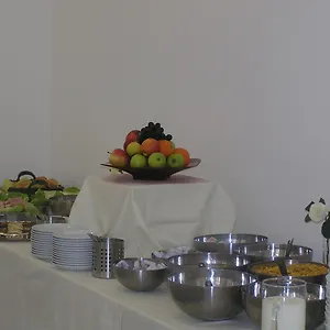Hotel City Residence מלון